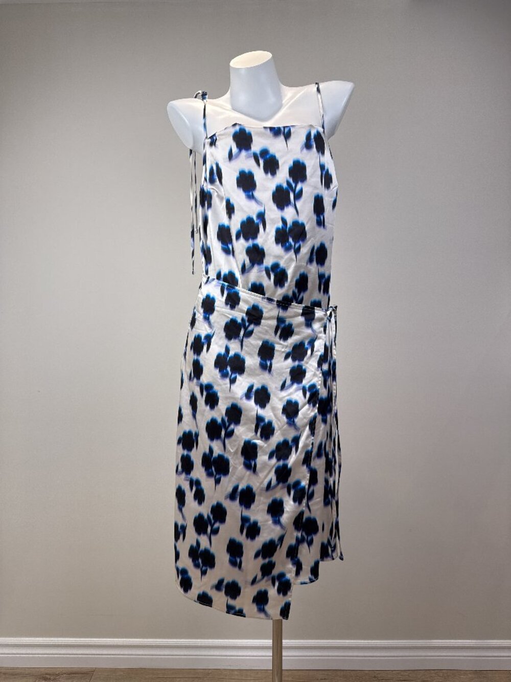 Topshop White Blue Floral Satin Wrap Midi Dress Tie Shoulder Womens US 6 UK 10